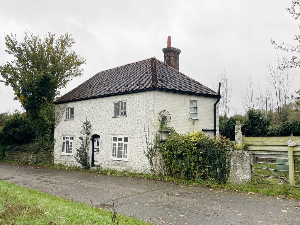 Lot: 145 - DETACHED COTTAGE FOR RESTORATION - Detached cottage for refurbishment